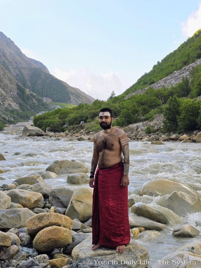 7.12 20260605 morning bath mm s avatar puriji bhagirati wm